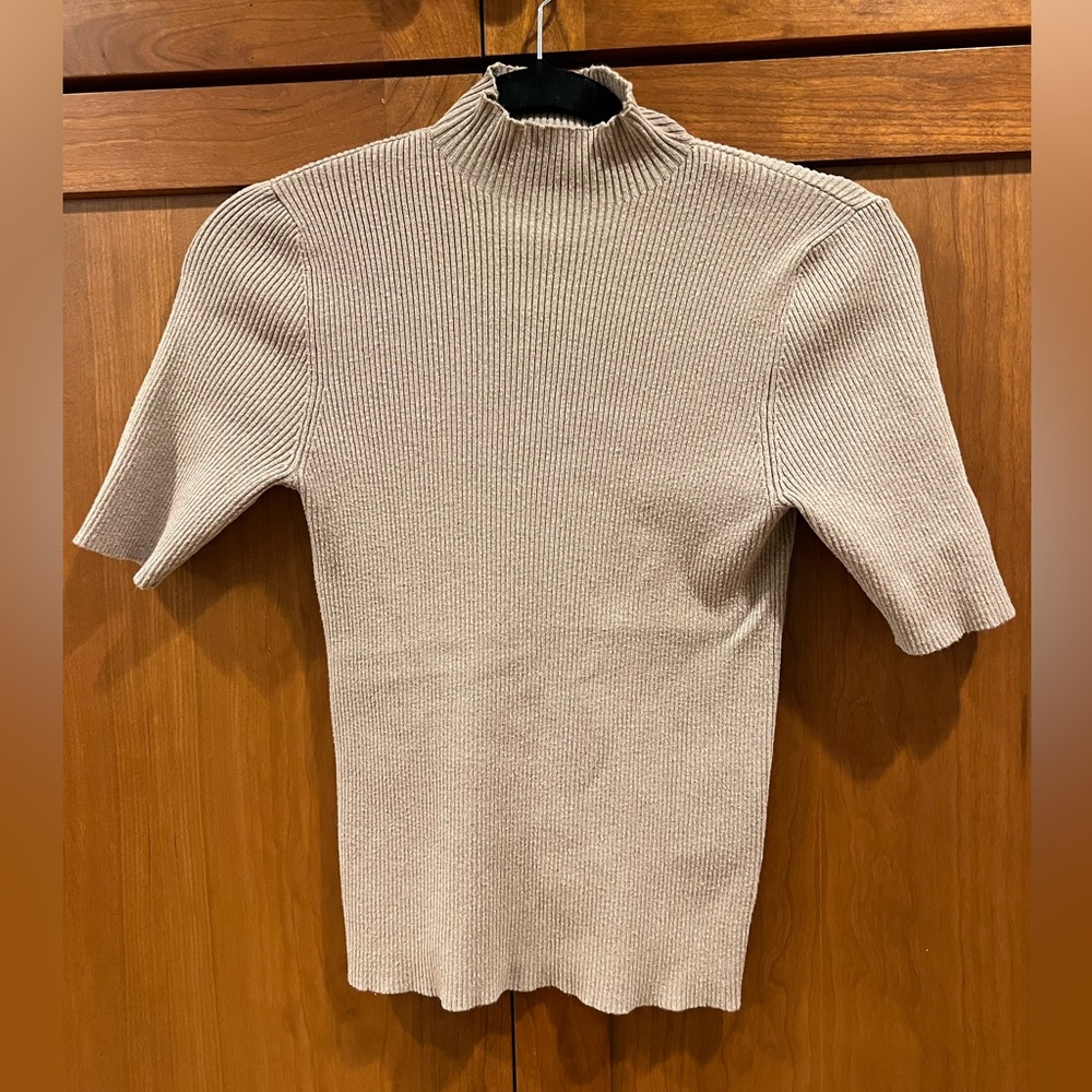 Dress Forum short Sleeve Ribbed Mock Neck